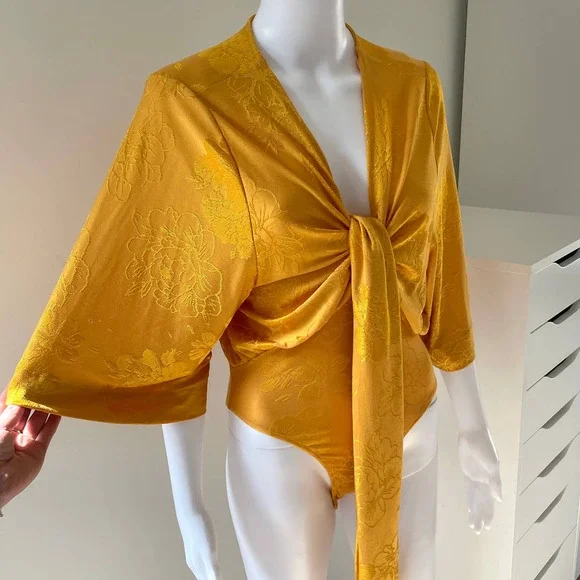 ZARA JACQUARD BODYSUIT GOLDEN YELLOW - Picture 2 of 11